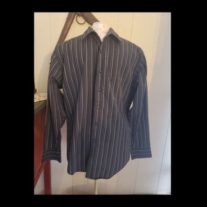 Mens VanHeusen dress shirt.